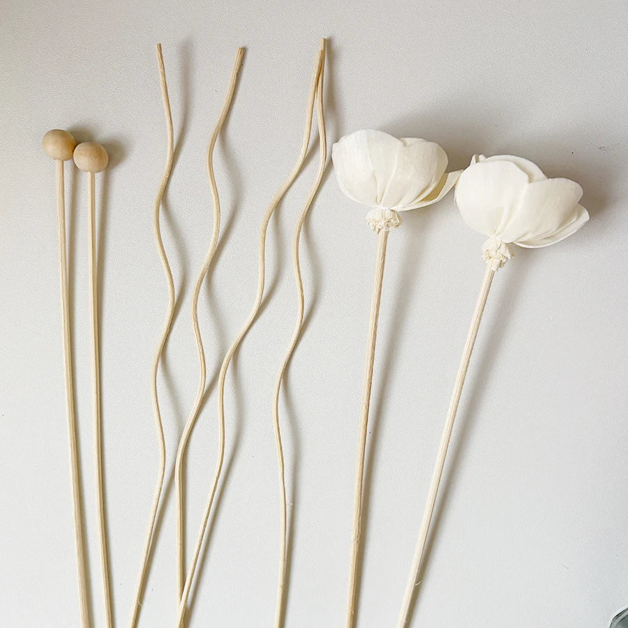 AROMATHERAPIE DIFFUSER STICKS – NATUURLIJKE ROTAN EN JASMIJN